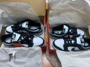 reviewNIKE DUNK LOW PANDA ของแท้100พร้อมส่งรอพรี สอบถามไซส์ก่อน comment 4