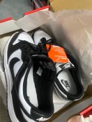 reviewNIKE DUNK LOW PANDA ของแท้100พร้อมส่งรอพรี สอบถามไซส์ก่อน comment 2