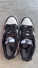 reviewNIKE DUNK LOW PANDA ของแท้100พร้อมส่งรอพรี สอบถามไซส์ก่อน comment 2