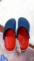reviewCROCS LiteRide Clog รองเท้าลำลองผู้ใหญ่ รองเท้าผู้ใหญ่ รองเท้าหัวโต รองเท้า comment 1