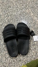 reviewร้านแนะนำ ลด10 ใส่โค้ดZJJZTJ รองเท้าแตะ Adidas รุ่น Adilette ComfortGZ5891 GZ5892 GZ5893 GZ5896 GX7222  comment 0