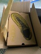 review จัดส่งที่รวดเร็ว รองเท้า KEEN ผู้หญิง รุ่น KEEN UNEEK BLACK BLACK  comment 2