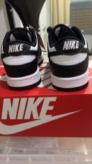review2 2 ลดอีก 200 ใส่ MS200FEB พร้อมส่ง ของแท้100 ฟรีแถมกล่องรองเท้าอะคลีลิค NIKE DUNK LOW BLACKWHITE PANDA comment 4