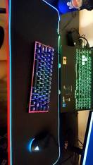 reviewแผ่นรองเมาส์ RGB แผ่นรองเมาส์ขนาดใหญ่ แผ่นรองเมาส์มีไฟ แผ่นรองเมาส์เกมมิ่ง 80x30 mouse pad gaming comment 3