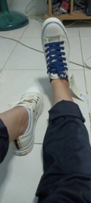 reviewMc Jeans รองเท้าผ้าใบ กันน้ำ สีครีมอ๊อฟไวท์ พร้อมเชือกรองเท้า 2 สี ทรงสวย สามารถใส่ได้ทั้งชายและหญิง M09Z015 comment 5