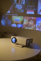 review mini project แท้พร้อมส่งกทม มินิโปรเจคเตอร์ มีแอปในตัว MINI PROJECTOR PROมีประกัน 1080HD  comment 1
