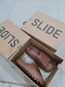 reviewร้านแนะนำ แท้100 พร้อมส่ง adidas Yeezy Slide รองเท้าแตะ Yeezy สี BoneGlow GreenOnyxResinFlax comment 0