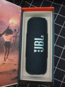 reviewJBL Flip6 Portable Waterproof Speaker ลำโพงบลูทูธพกพา เลือกสีได้  comment 3