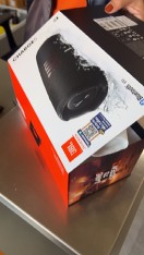 reviewลำโพงบลูทูธ JBL รุ่น Charge 5 มี 3สี สีดำ สีเทา สีฟ้า by Singer comment 4