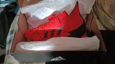 reviewร้านแนะนำ ทักแชทรับโค้ด สตั๊ด Adidas Predator Freak 1 FG FY6256FY6257 สินค้าลิขสิทธิ์แท้ Adidas comment 1