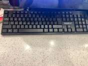review Theshyซื้อ1แถม1 Gaming Keyboard คีย์บอร์ดภาษาไทย พร้อมไฟ LED สีรุ้ง 4 ดวง แป้นพิมพ์ภาษาไทย คีย์บอร์ดเกมมิ่ง พร้อมไฟ comment 5