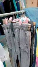 reviewร้านแนะนำ[ขายดี!!] ไม้แขวนเสื้อ ไม้แขวนสแตนเลส เคลือบซีลีโคนกันลื่น 2ขนาด ผู้ใหญ่40cm*20cm เด็ก30cm*18cm สีพาทเทล ++พร้อมส่ง++ comment 4