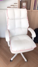 reviewร้านแนะนำ Gaming Chairรุ่น YT 211 เก้าอี้เกมมิ่ง สำหรับเล่นเกมส์หรือทำงาน ปรับเอนได้ รุ่นนี้ไม่มีโลโก้นะจ๊ะล้อดำล้วน comment 1