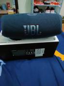 reviewลำโพงบลูทูธ JBL รุ่น Charge 5 มี 3สี สีดำ สีเทา สีฟ้า by Singer comment 5