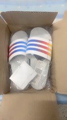 reviewร้านแนะนำ ลด10 ใส่โค้ดZJJZTJ รองเท้าแตะ Adidas รุ่น Adilette ComfortGZ5891 GZ5892 GZ5893 GZ5896 GX7222  comment 0