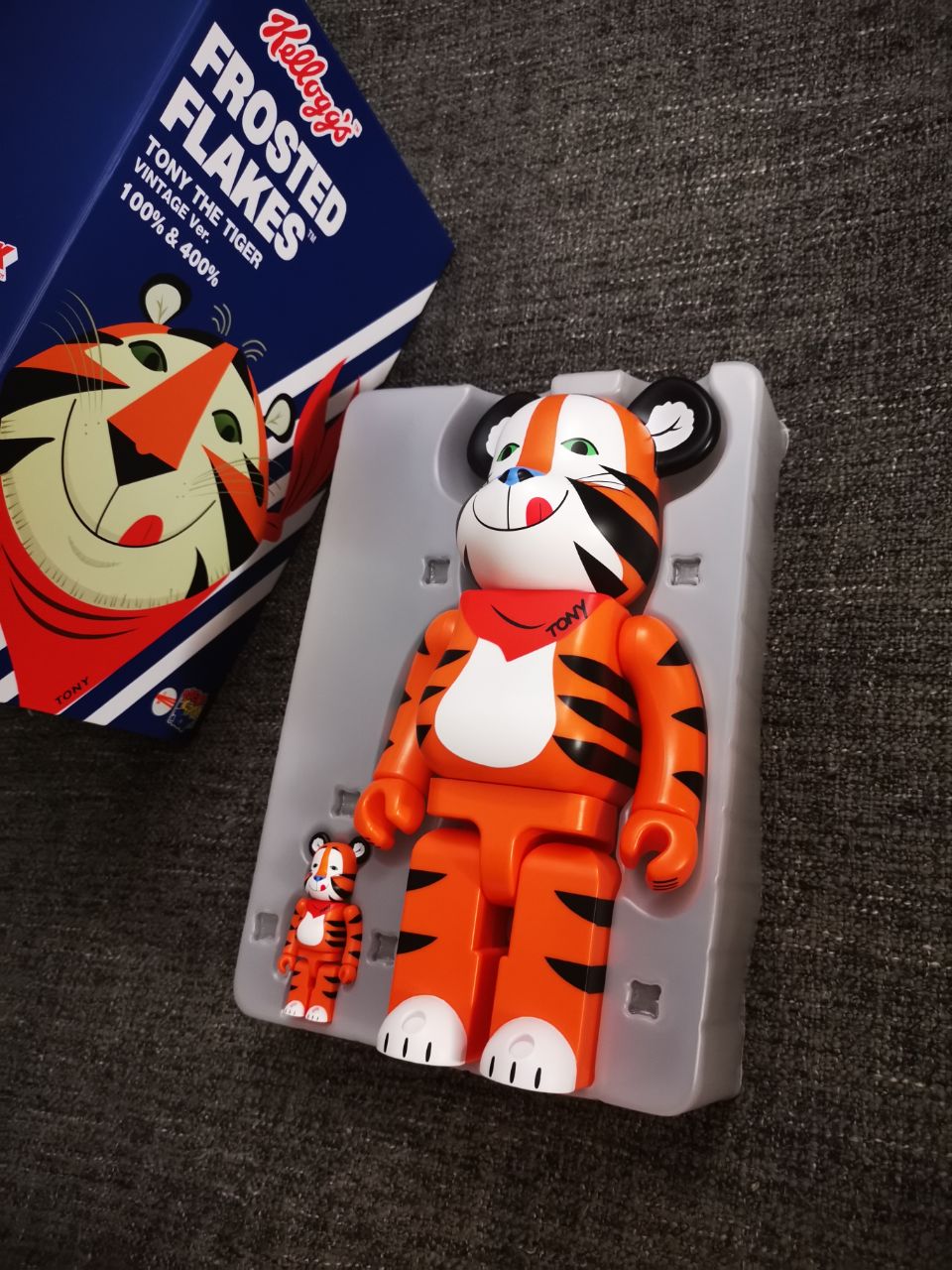 通販超高品質 BE@RBRICK Kellogg´s トニーザタイガー ベアブリック 未