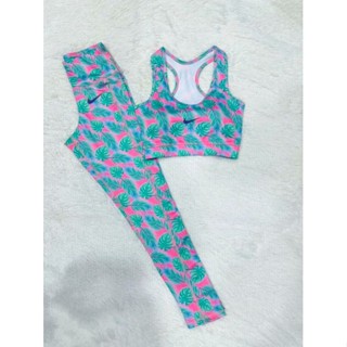 Nike Set Yoga บรา + เลคกิ้ง