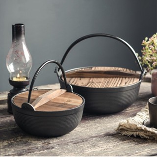 【จัดส่งภายใน 24 ชม】20/24/26/28cm หม้อนาเบะ เตาสุกี้ญี่ปุ่น Japanese Style Cast Iron Sukiyaki Tetsu Nabe Pot with Wooden