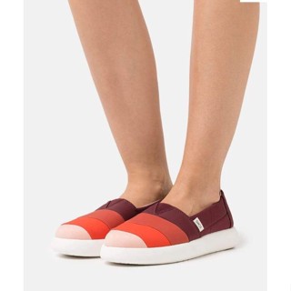 TOMS รองเท้าลำลองผู้หญิง แบบสลิปออน (Slip on) TOMS WOMENS ALPARGATA MALLOW VEGAN ESPADRILLE - BURGUNDY