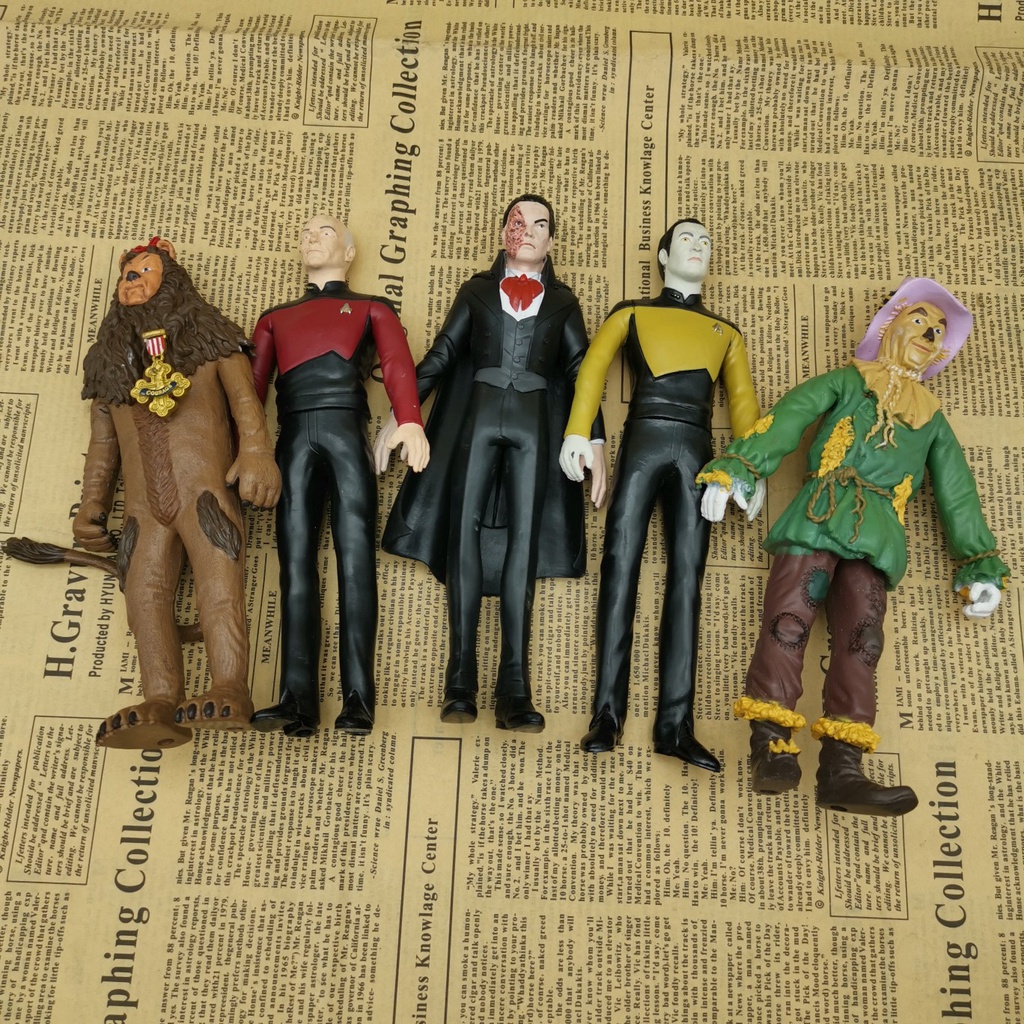 ✿♟ภาพยนตร์และโทรทัศน์สากลจำนวนมากของแท้ Star Trek Wizard of Oz Rubber Iron Wireman Hand Doll Variety