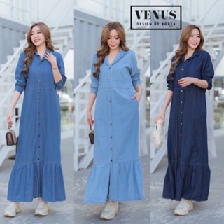 Jeans MaxiDress แม๊กซี่เดรสผ้ายีนเนื้อดี ดีเทลแต่งกระดุมเรียงหน้า ช่วงชายแต่งระบาย  แม๊ทกับรองเท้าผ้าใบก็สวยเป๊ะคะ