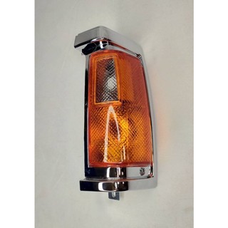 Mr.Auto ไฟหรี่มุม นิสสัน บิ๊กเอ็ม TD ข้างซ้าย 1 ชิ้น สินค้าตรงรุ่นรถ  Corner  nissan-headlight-parts T2