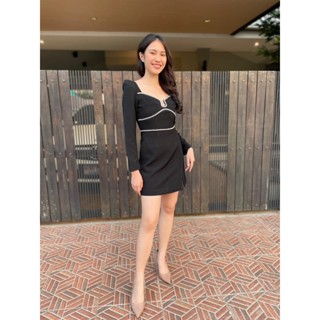 SP297S : Black Crepe Diamante Dress เดรสผ้าเครปแขนยาว สั้น