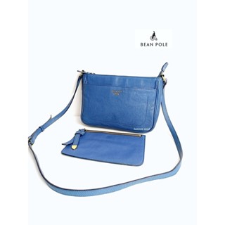 กระเป๋ามือสอง ราคา 399 บาท ครอสบอดี้ หนังแท้ ถอดแยกใบลูกได้ งานหลายช่อง แบรนด์ Beanpole สายยาวสายเดิม ซิป YKK