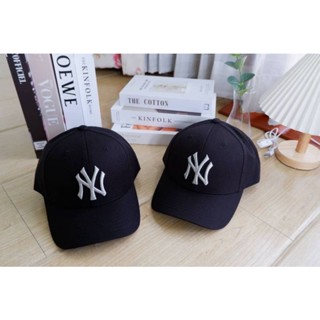 หมวกแก๊ป สีดำ NEW MLB Metal Logo Ball Cap NEW YORK YANKEES