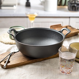 【จัดส่งภายใน 24 ชม】Double-Eared cast iron non-stick Dutch Oven เตาอบดัตช์แบบไม่ติดหู เหล็กหล่อสองหู 25cm