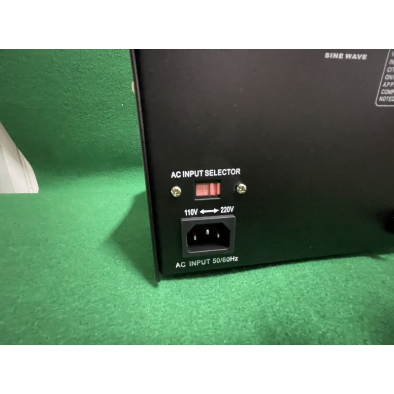 step-up&down หม้อแปลงไฟ220vเป็น110v (DT-3000VA）