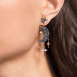 ต่างหู งานอลัง สวยสุดๆ จากราคาเต็ม 5,290฿#Swarovski Symbolic drop earrings
Moon and star, Multicolored, Rose gold-tone