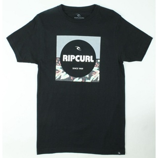 เสื้อยืดสีดำ เสื้อไม่ต้องรีด เสื้อยืดผ้าคอตตอน เสื้อยืดลายกราฟฟิก ripcurl graphic dc time สีดํา