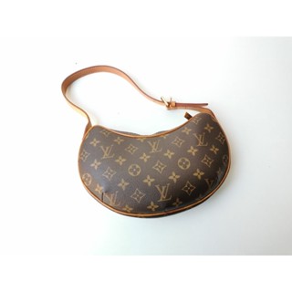 Louis vuitton croissant pm ของแท้ 100%