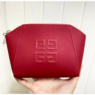 กระเป๋าเครื่องสำอาง ❤️Givenchy red bag