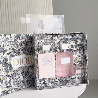 SET MISS DIOR  Dior Floral Sweetheart ▪️ เจลอาบน้ำ 200 ML ▪️ บอดี้มิลค์ 200 ML ▪️ น้ำหอม 5ML ▪️ Inbox  ซีล ▪️ ราคาส่งพิเ