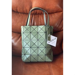 📮@1,620.-💦💦 SONG KRAN FEST SALE 9 % 💦💦+🛒ส่งฟรี EMS🛒💯Bao bao issey miyake Lucent Boxy Tote Bag