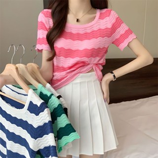 ใหม่ เสื้อยืดแขนสั้น คอสี่เหลี่ยม ผ้าถัก ลายทาง สีชมพู สไตล์เกาหลี สําหรับผู้หญิง