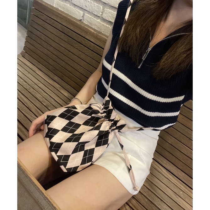 vibes.brandd☁️ Bucket Bag Small size ☁️ กระเป๋าผ้าสะพายข้าง มีเชือกรูด