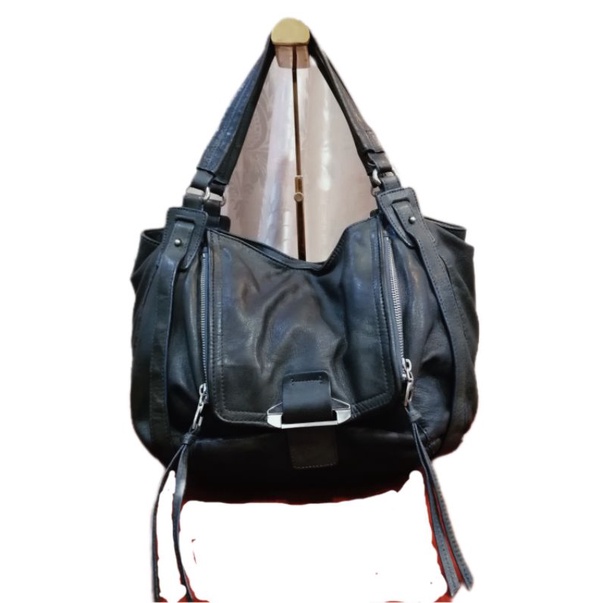 กระเป๋าหนังแบรนด์ Kooba สีเขียวขี้เมา