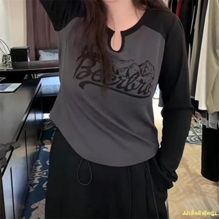 พร้อมส่ง💖Spice Girl American Retro Contrast Color T-Shirt หญิง Letter Print Bottom Shirt with Top