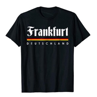 เสื้อแขนสั้น เสื้อยืดผ้าฝ้ายพรีเมี่ยม ใหม่ เสื้อยืด ผ้าฝ้าย พิมพ์ลาย Frankfurt Germany Lustiges Hemd Souvenir Gift แฟชั่