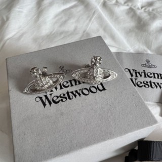 🥰 ตุ้มหู New Vivienne Westwood  สีเงิน คริสตัลสวยมากก