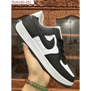 รอเท้าผ้าใบ AF1รุ่นใหม่มีไซร้40–45ค่ะ