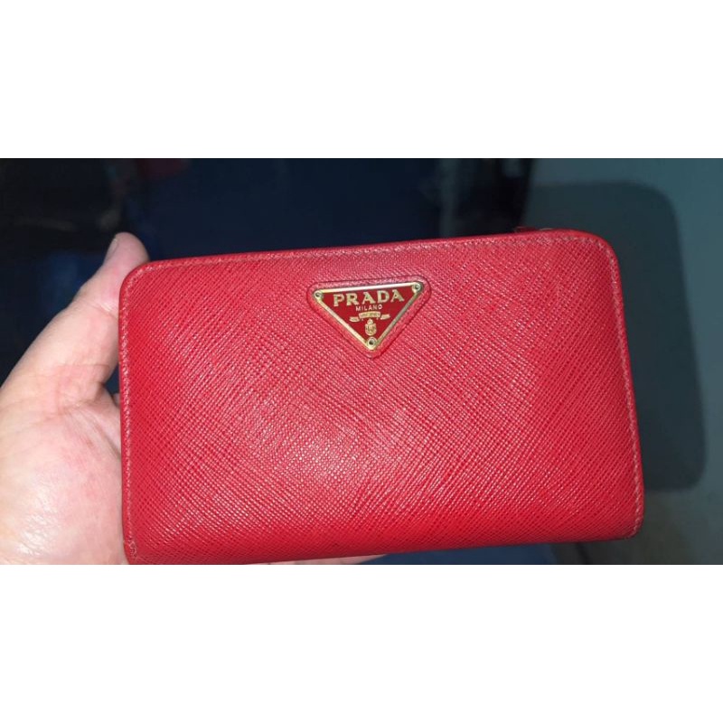 🍒ปราด้าแท้ Prada กระเป๋าสีแดง กระเป๋าสตางค์ มือสอง