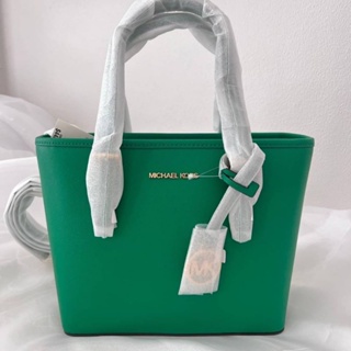 ☘️🍀💚กระเป๋าสะพาย สีเขียว มีสายยาว ถอดได้ ถือได้คร้าMICHAEL KORS JET SET TRAVEL