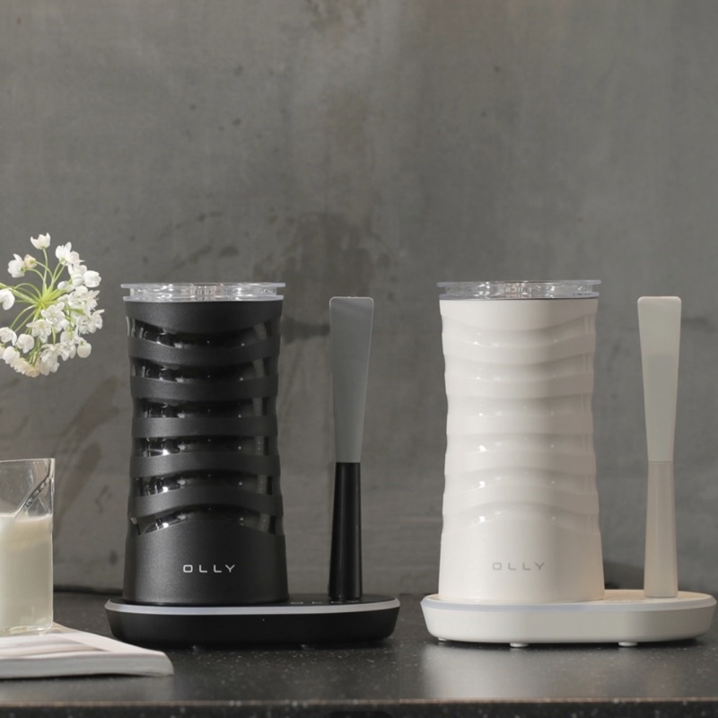 Olly Electric Milk Frother: เครื่องทำฟองนมดีไซน์สวยหรู ติดครัวไว้ เหมือนกับมีคาเฟ่ที่บ้านเลยค่า ☕️🤍
