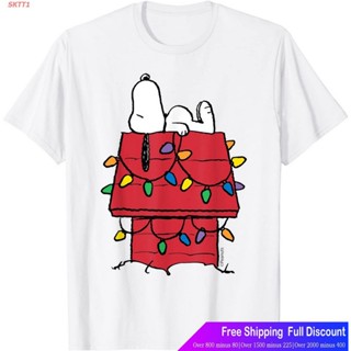 เสื้อยืดคอกลม SKTT1 เสื้อยืดยอดนิยม Peanuts Snoopy Doghouse Christmas Lights T-Shirt Mens Womens T-shirts