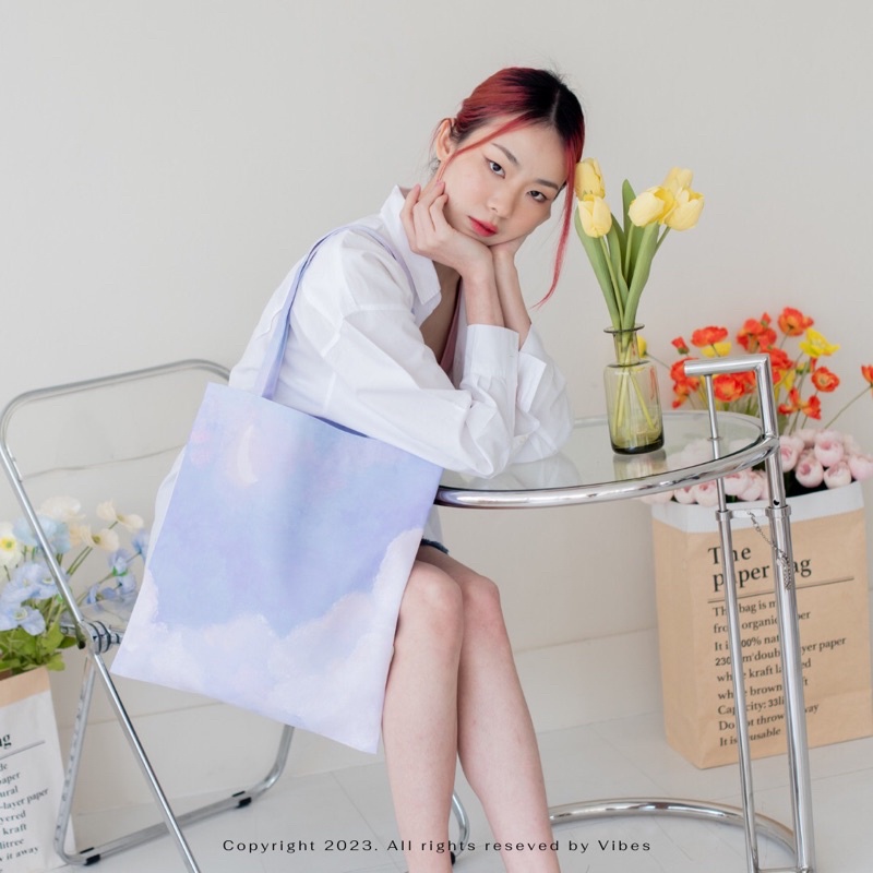 New vibes.brandd Lunar Lullaby Tote bag กระเป๋าผ้าแคนวาส