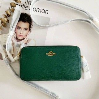 👜💚💚กระเป๋าสะพายสีเขียวเหนี่ยวทรัพย์ สด สวยมากกNEW  Coach Kira Crossbody